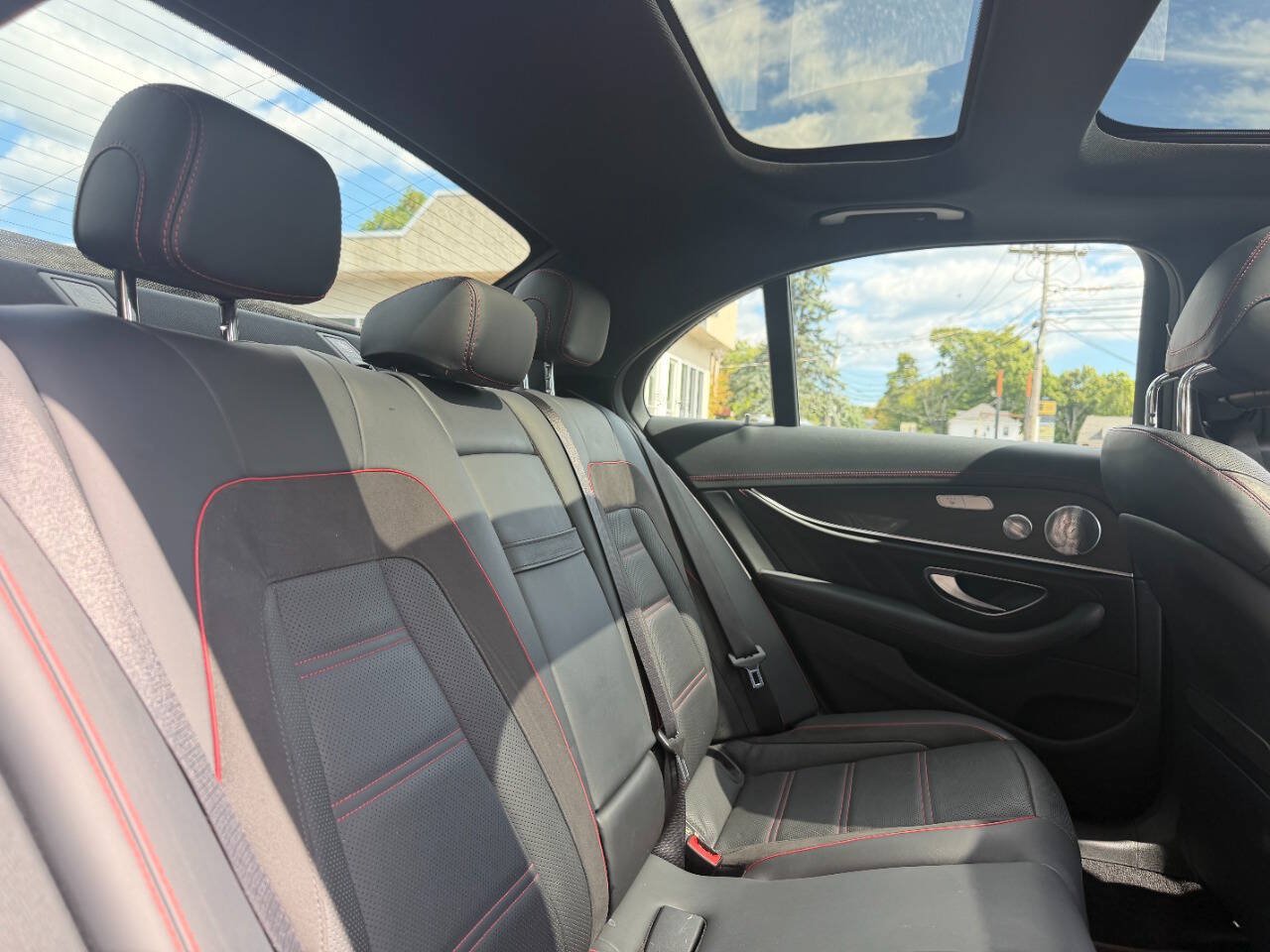Used 2018 Mercedes-Benz E 43 AMG 4MATIC Sedan image 27