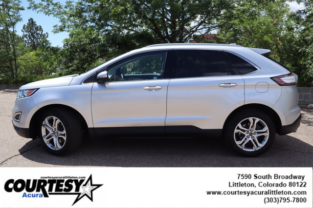 Used 2018 Ford Edge Titanium w/ Technology Package AWD/4WD image 3