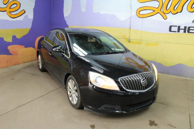 Used 2012 Buick Verano FWD image 2