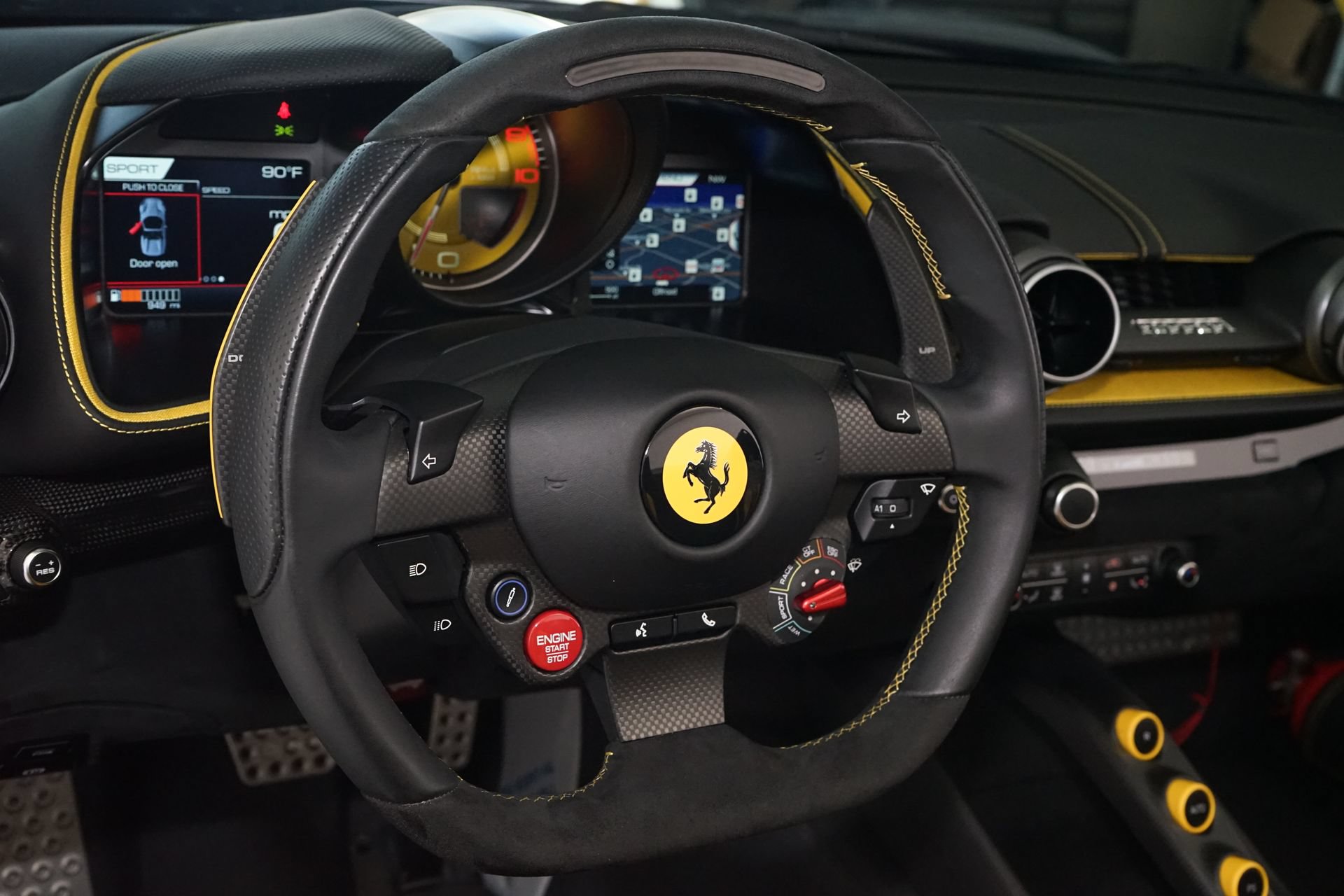 Used 2022 Ferrari 812 GTS RWD image 15