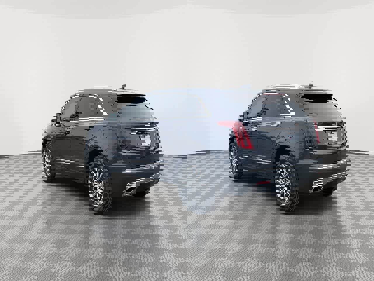 Used 2023 Cadillac XT5 Premium Luxury w/ LPO, Floor Liner Package image 6