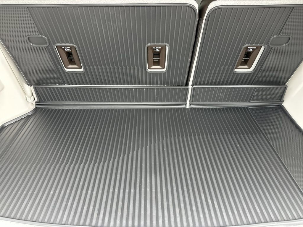 New 2026 GMC Acadia Denali w/ Super Cruise Package image 15