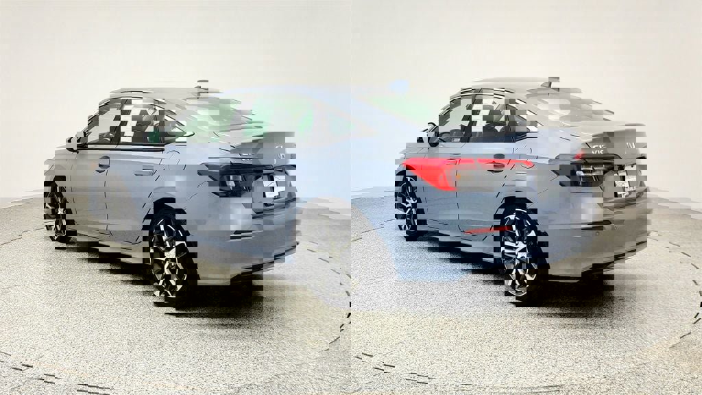 Used 2024 Honda Civic Touring image 7