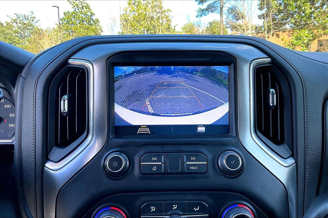 Used 2022 Chevrolet Silverado 2500 LT w/ Convenience Package image 13