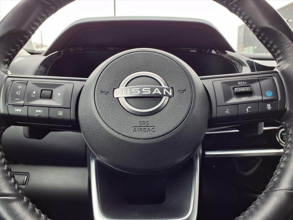 Used 2024 Nissan Pathfinder SV image 40