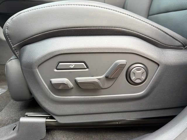 New 2026 Hyundai Santa Fe Calligraphy AWD/4WD image 8