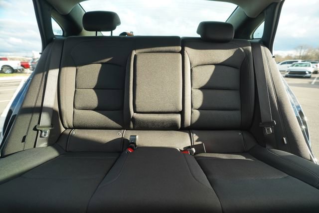 Used 2023 Chevrolet Malibu LT image 33