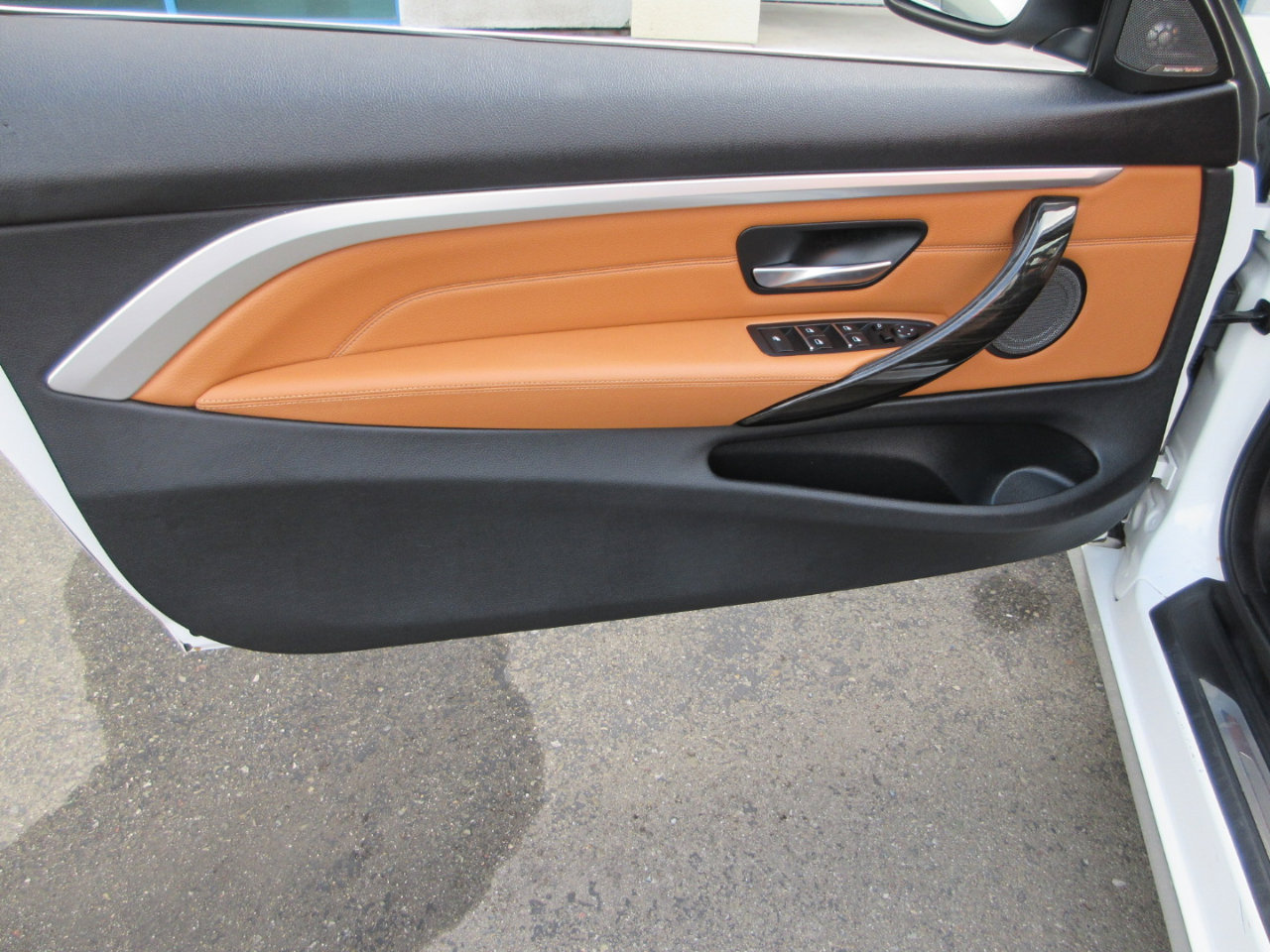 Used 2019 BMW 440i Convertible w/ Convenience Package image 4