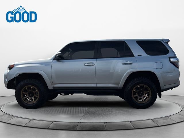 Used 2022 Toyota 4Runner SR5 Premium image 2