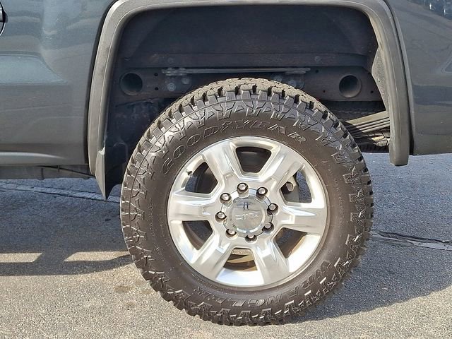 Used 2018 GMC Sierra 2500 Denali w/ Duramax Plus Package image 27