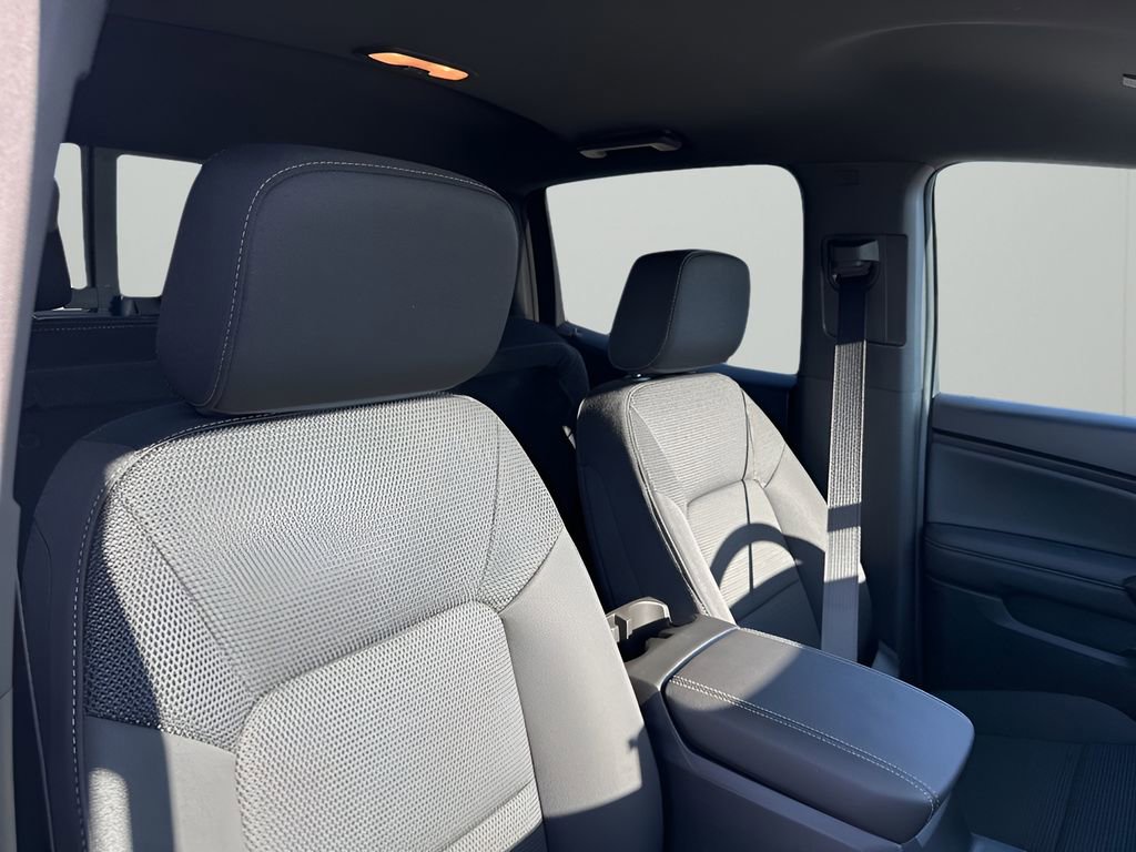 New 2026 GMC Canyon Elevation image 15