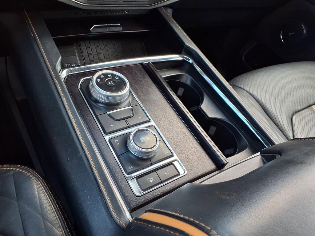 Used 2022 Ford Expedition Max Platinum image 31