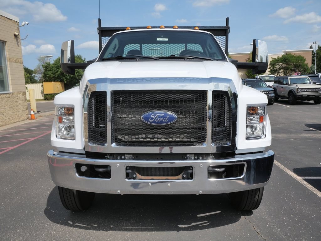 Used 2022 Ford F650 2WD Regular Cab Super Duty image 13