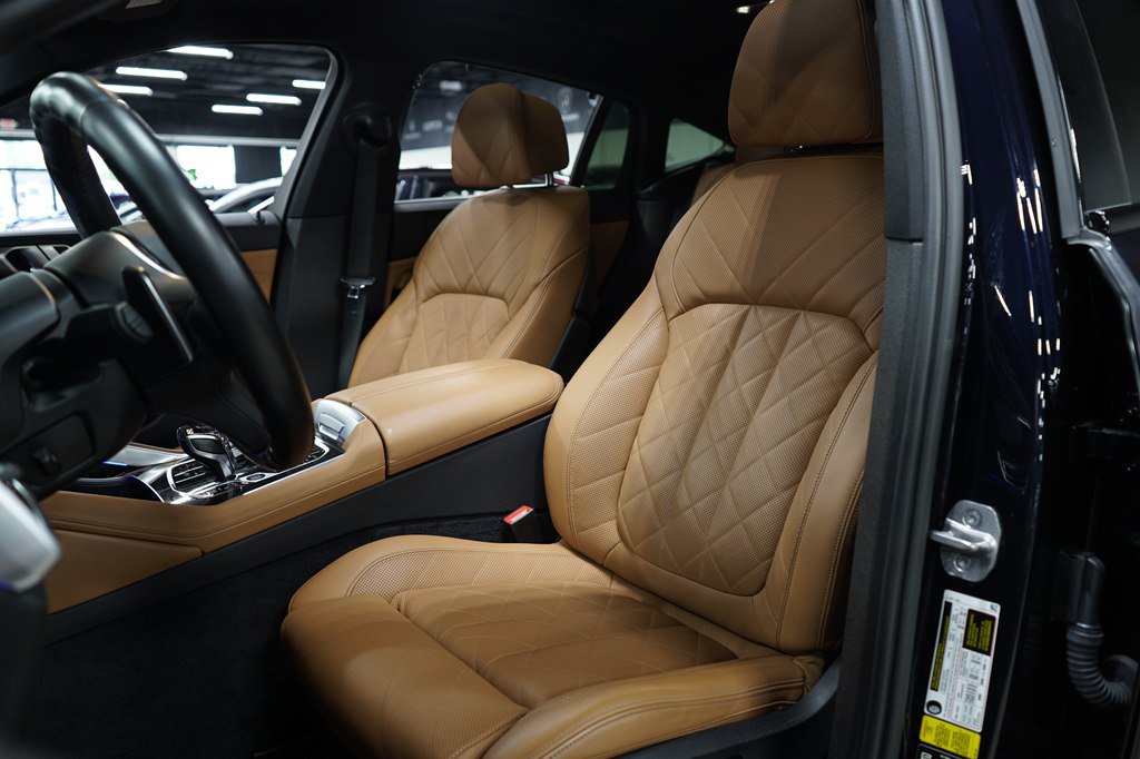 Used 2023 BMW X6 M50i w/ Executive Package AWD/4WD image 11