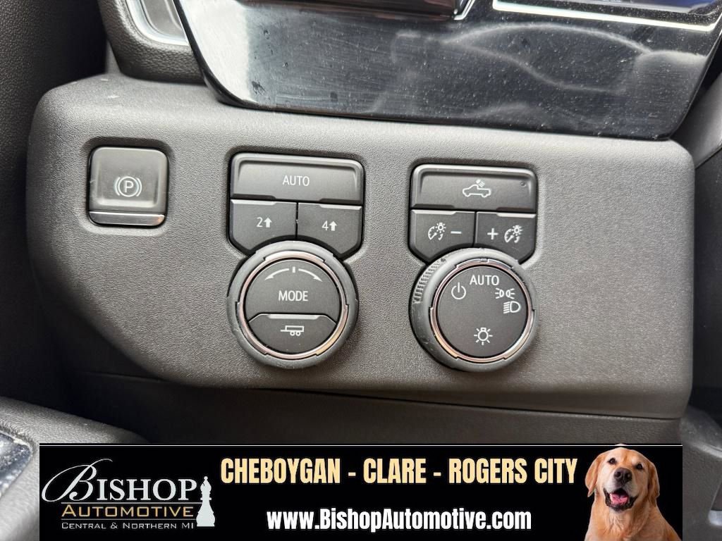 Used 2024 Chevrolet Silverado 1500 LT AWD/4WD image 30