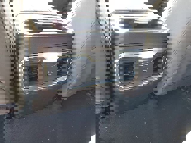 New 2026 GMC Sierra 1500 SLT w/ SLT Premium Package image 18