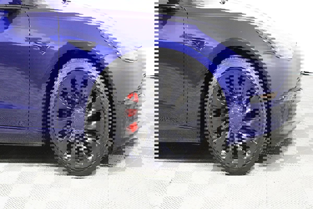 Used 2023 Tesla Model 3 Performance image 34