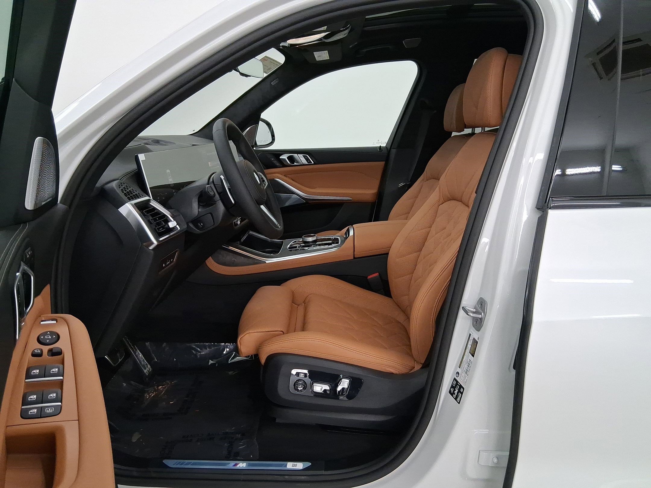 New 2026 BMW X7 xDrive40i w/ M Sport Package image 5