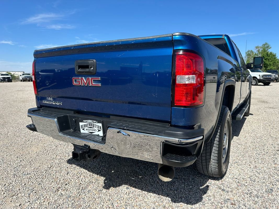 Used 2018 GMC Sierra 3500 4x4 Crew Cab image 11