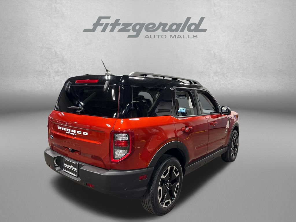Used 2023 Ford Bronco Sport Outer Banks w/ Tech Package AWD/4WD image 7