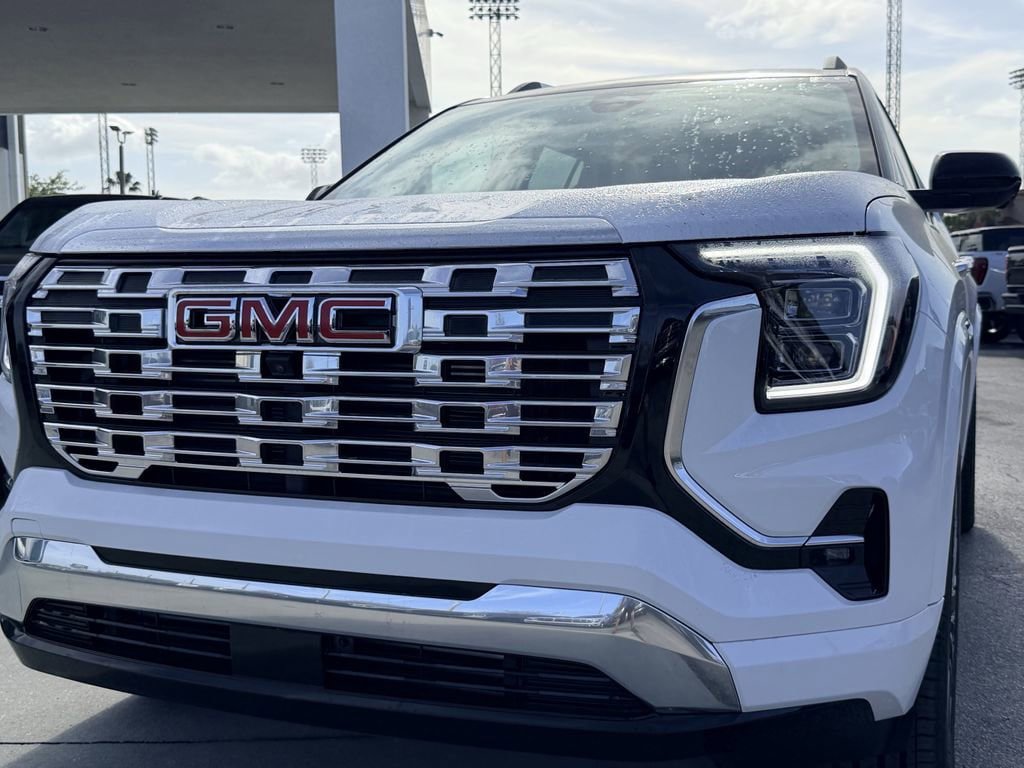 New 2026 GMC Terrain Denali image 10
