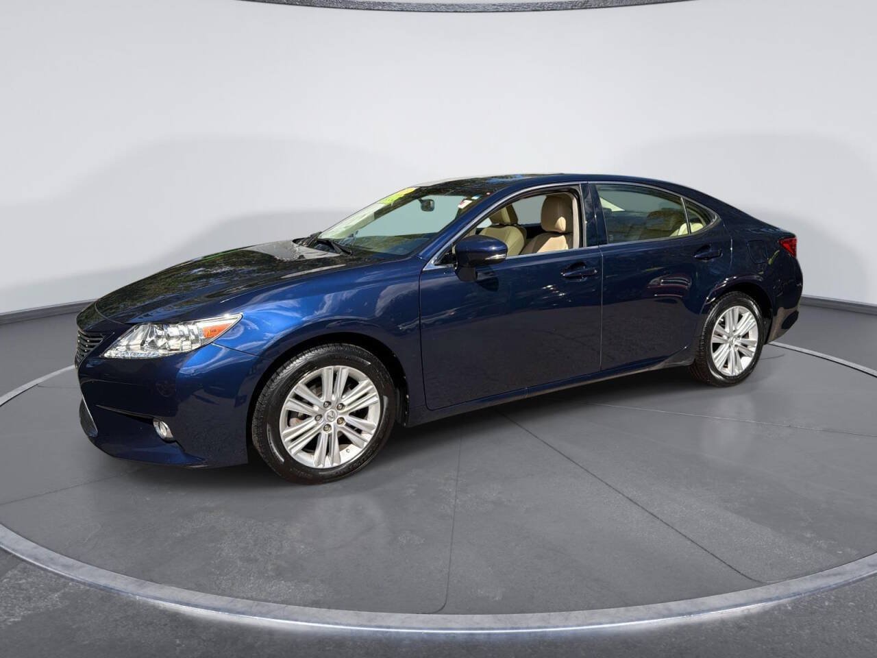Used 2015 Lexus ES 350 F Sport FWD image 1