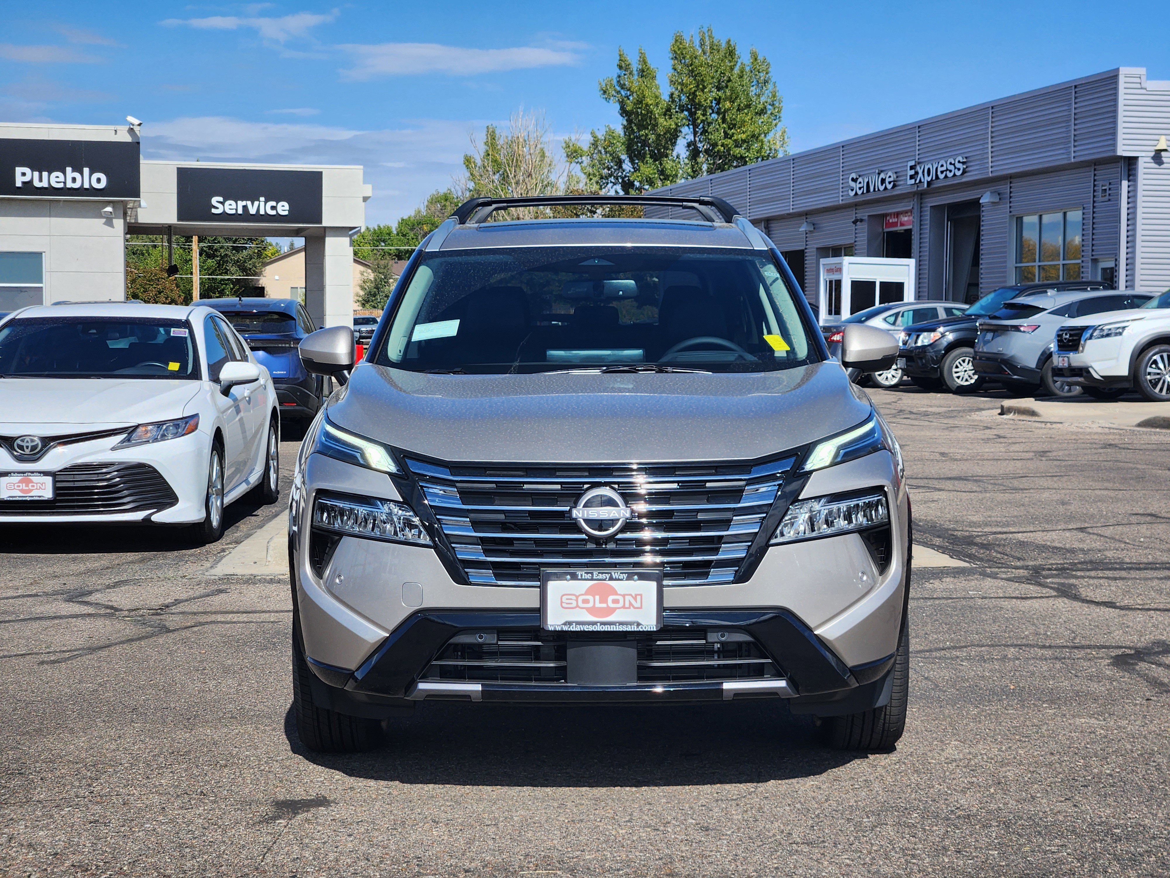 New 2026 Nissan Rogue Platinum image 6