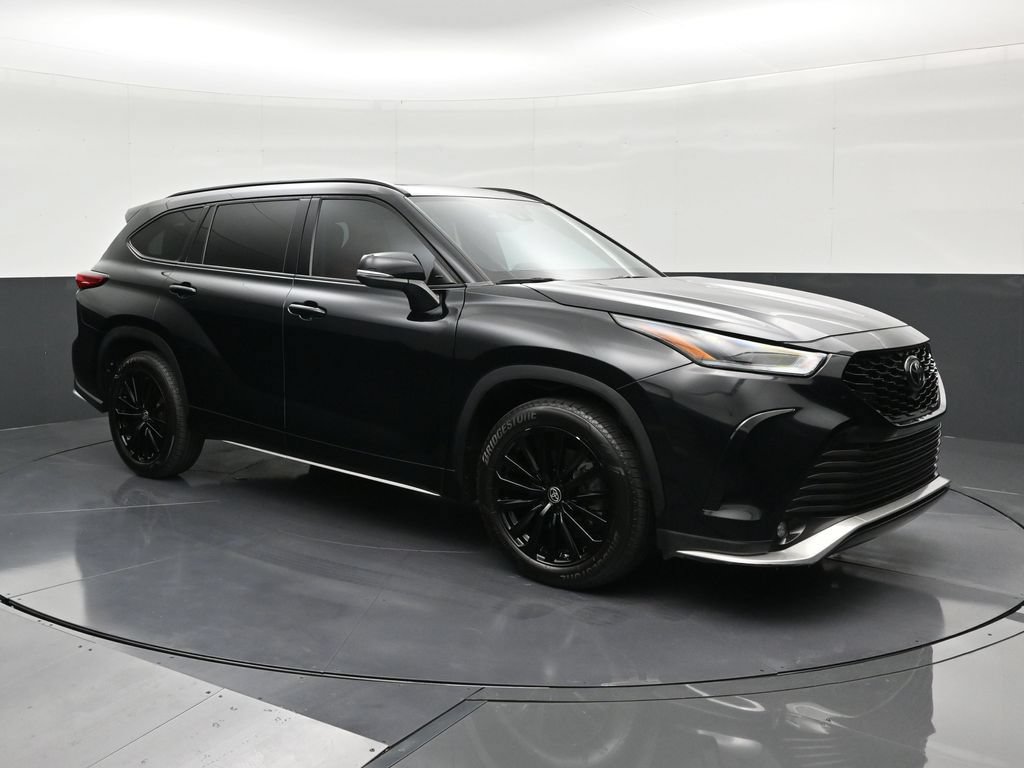 Used 2023 Toyota Highlander XSE FWD image 7