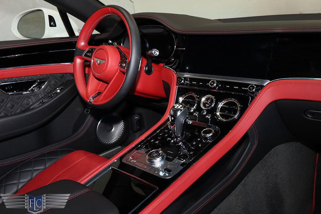 Used 2020 Bentley Continental GT V8 image 17