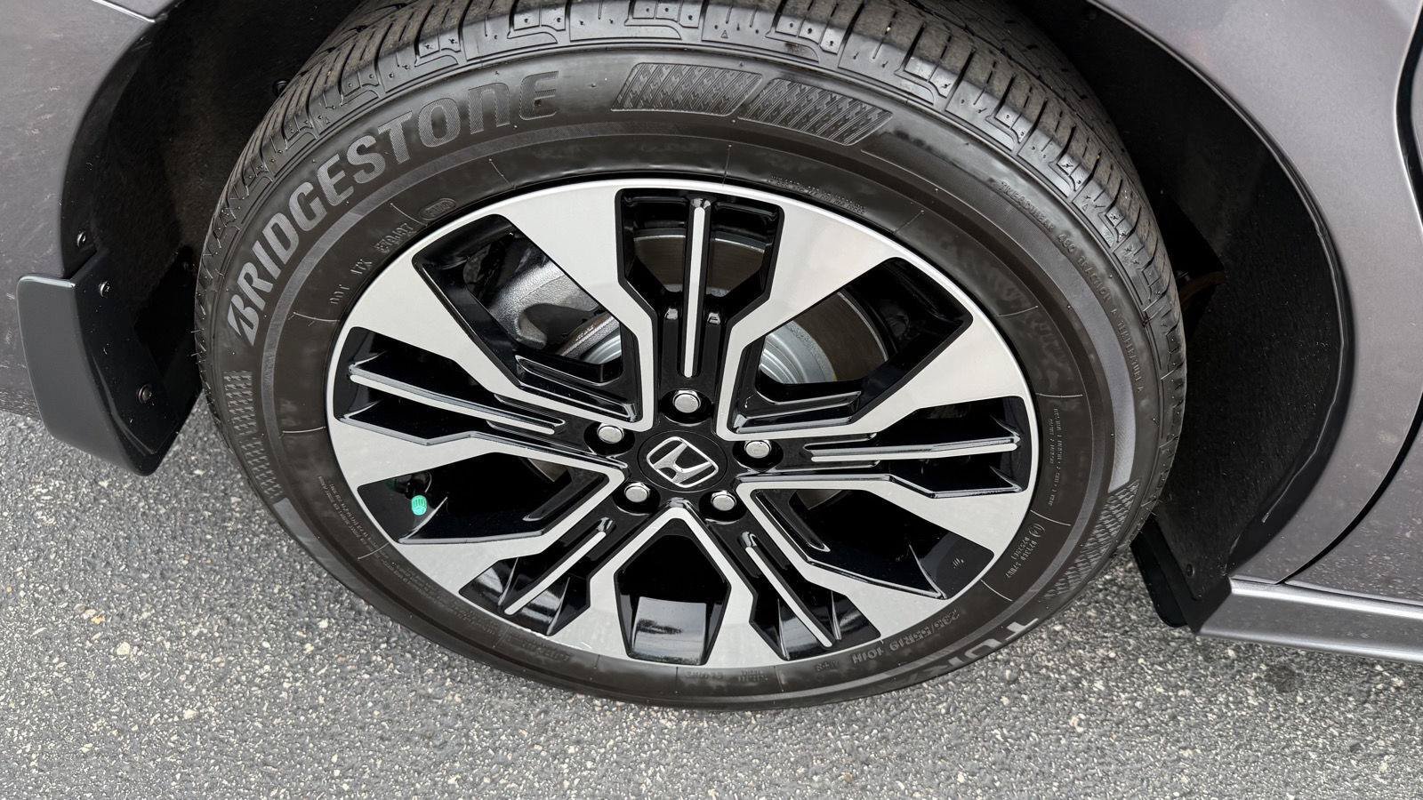 Used 2026 Honda Odyssey Elite image 13