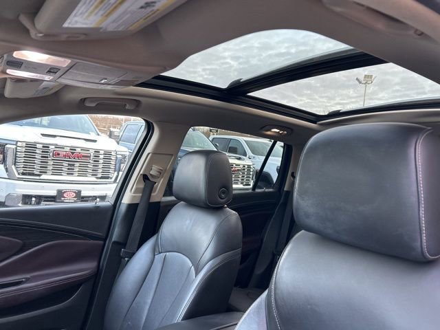 Used 2017 Buick Envision Essence image 26