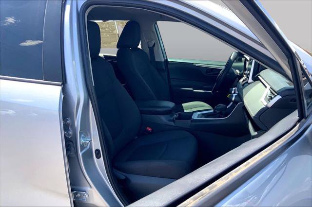 Certified 2024 Toyota RAV4 LE FWD image 9