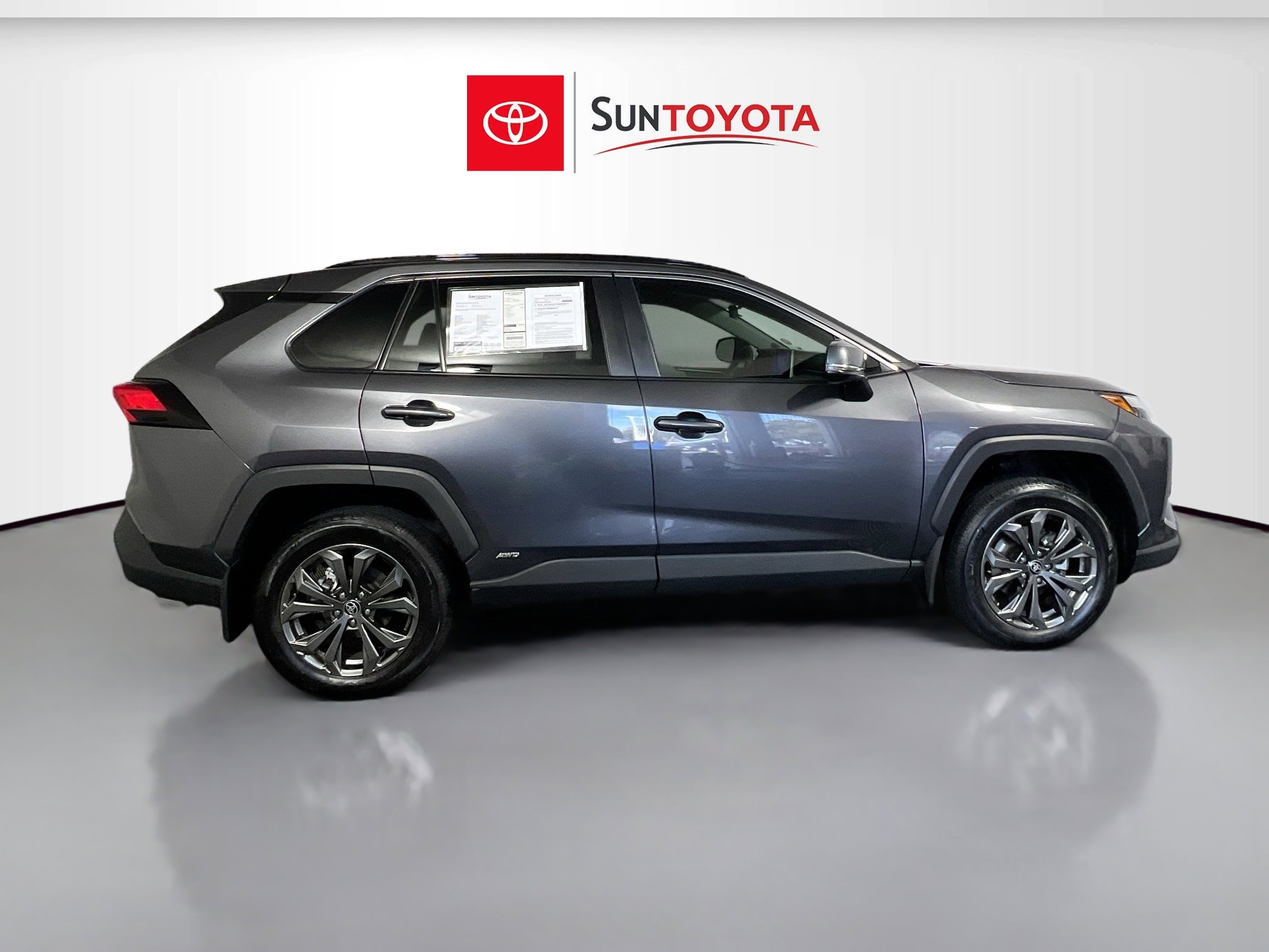 Used 2024 Toyota RAV4 XLE Premium image 2