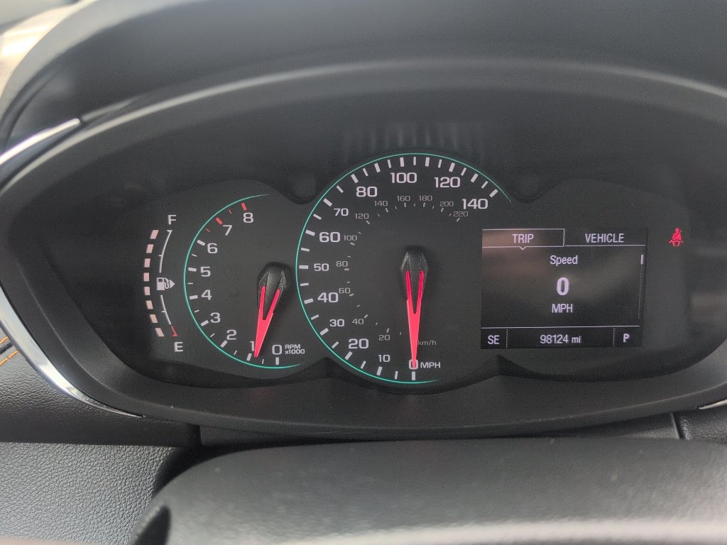 Used 2019 Chevrolet Trax LT w/ LT Convenience Package FWD image 14