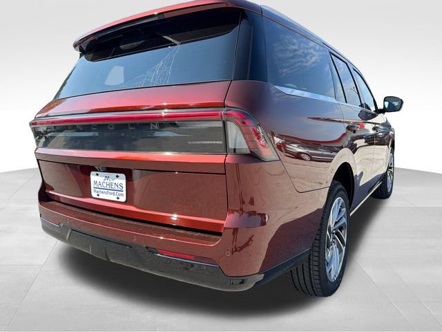 New 2027 Lincoln Navigator Reserve AWD/4WD image 8