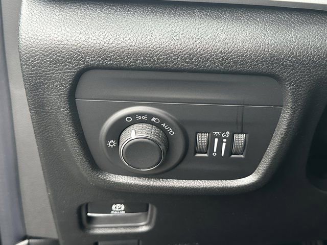 New 2025 Jeep Grand Cherokee Laredo image 26