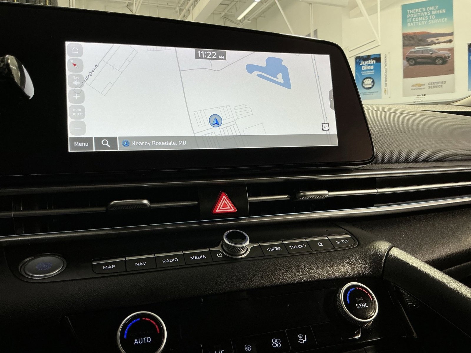 Used 2023 Hyundai Elantra Limited image 28