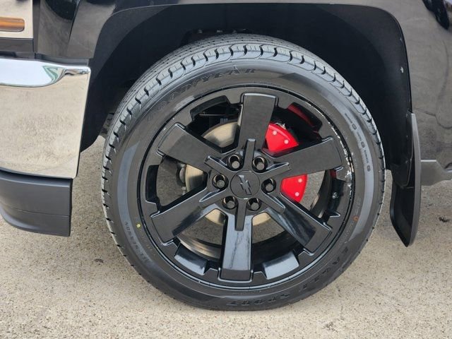 Used 2018 Chevrolet Silverado 1500 LT w/ Texas Edition image 18