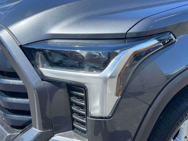 Used 2024 Toyota Tundra SR5 AWD/4WD image 7