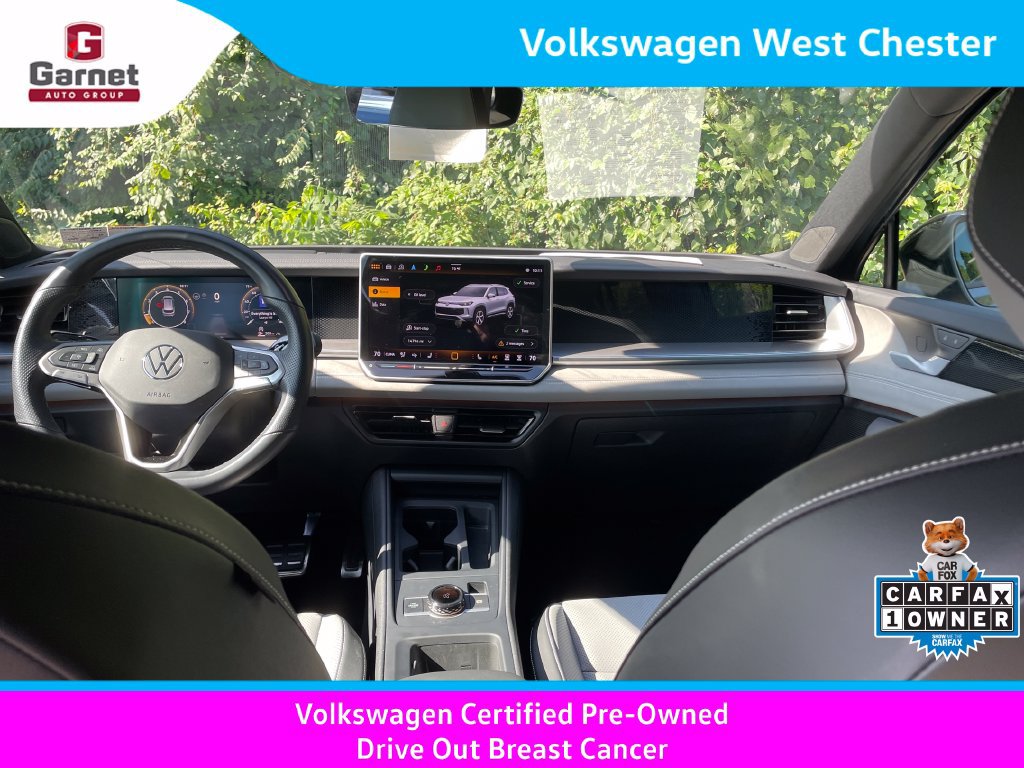 Certified 2025 Volkswagen Tiguan SE R-Line AWD/4WD image 32