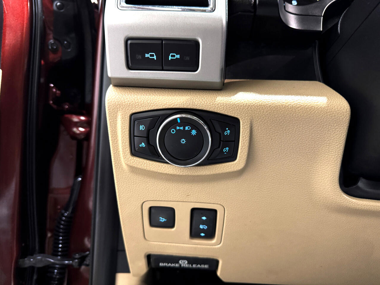 Used 2017 Ford F250 Lariat w/ Lariat Ultimate Package image 29