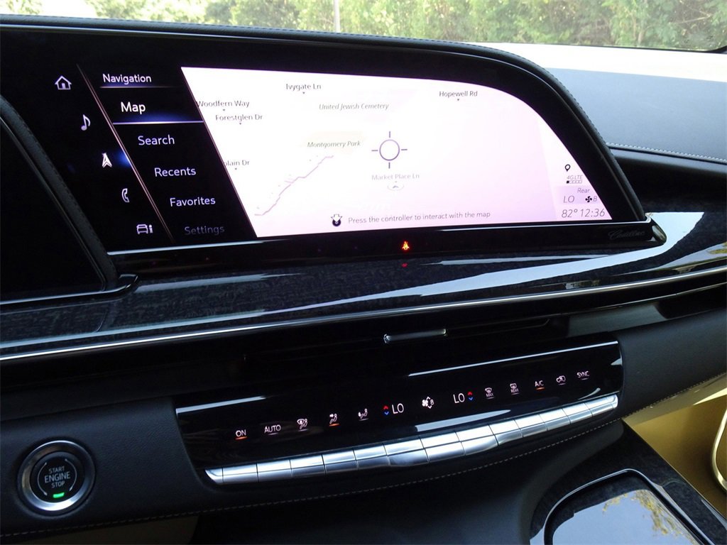 Used 2022 Cadillac Escalade ESV Premium Luxury image 19