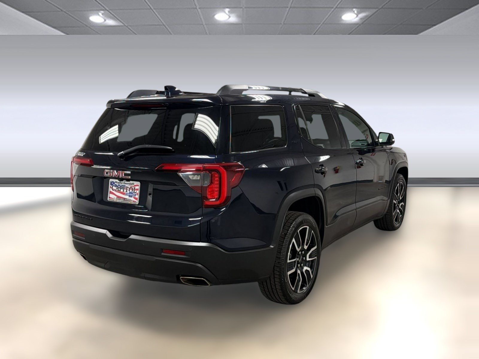 Used 2021 GMC Acadia SLT w/ Elevation Edition FWD image 8