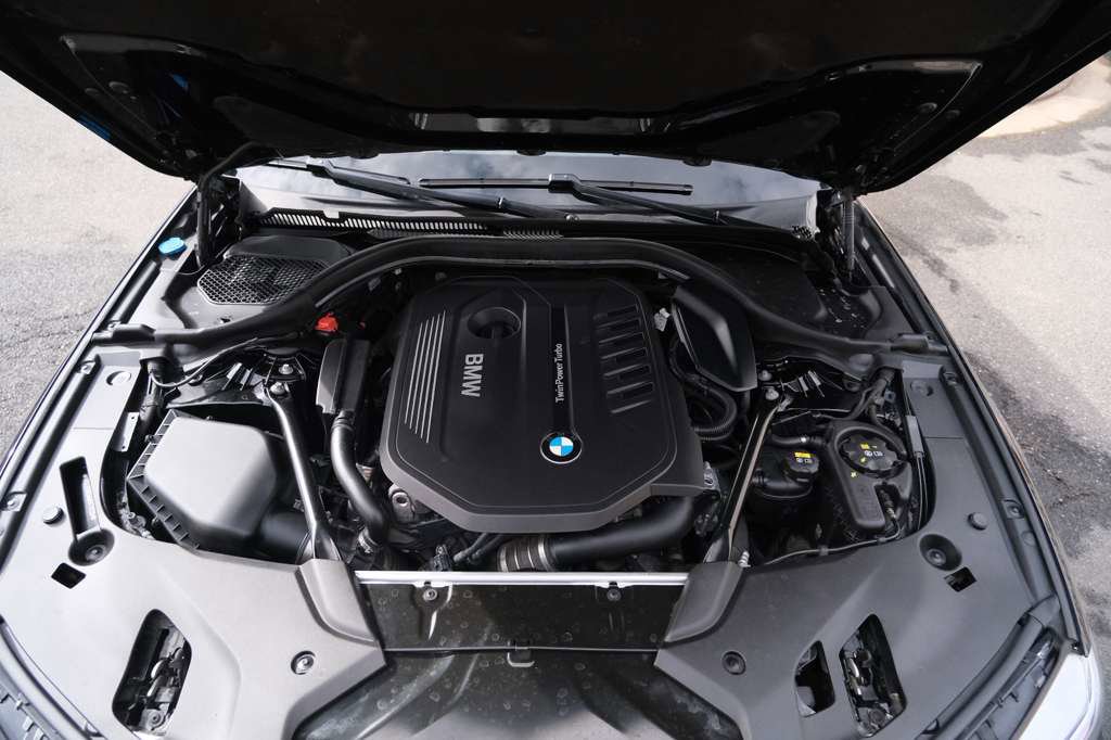 Used 2017 BMW 540i xDrive AWD/4WD image 38