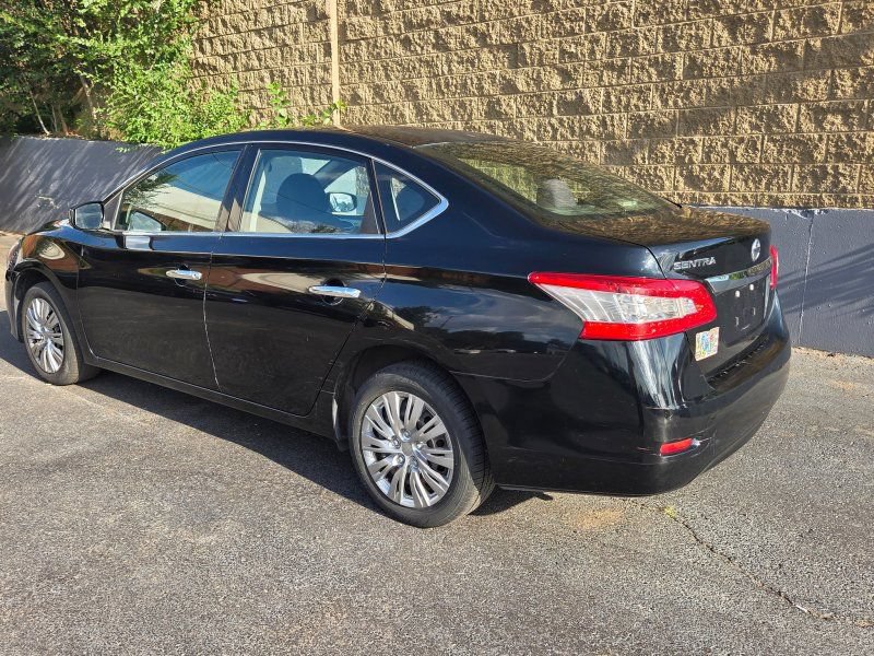 Used 2015 Nissan Sentra S FWD image 2