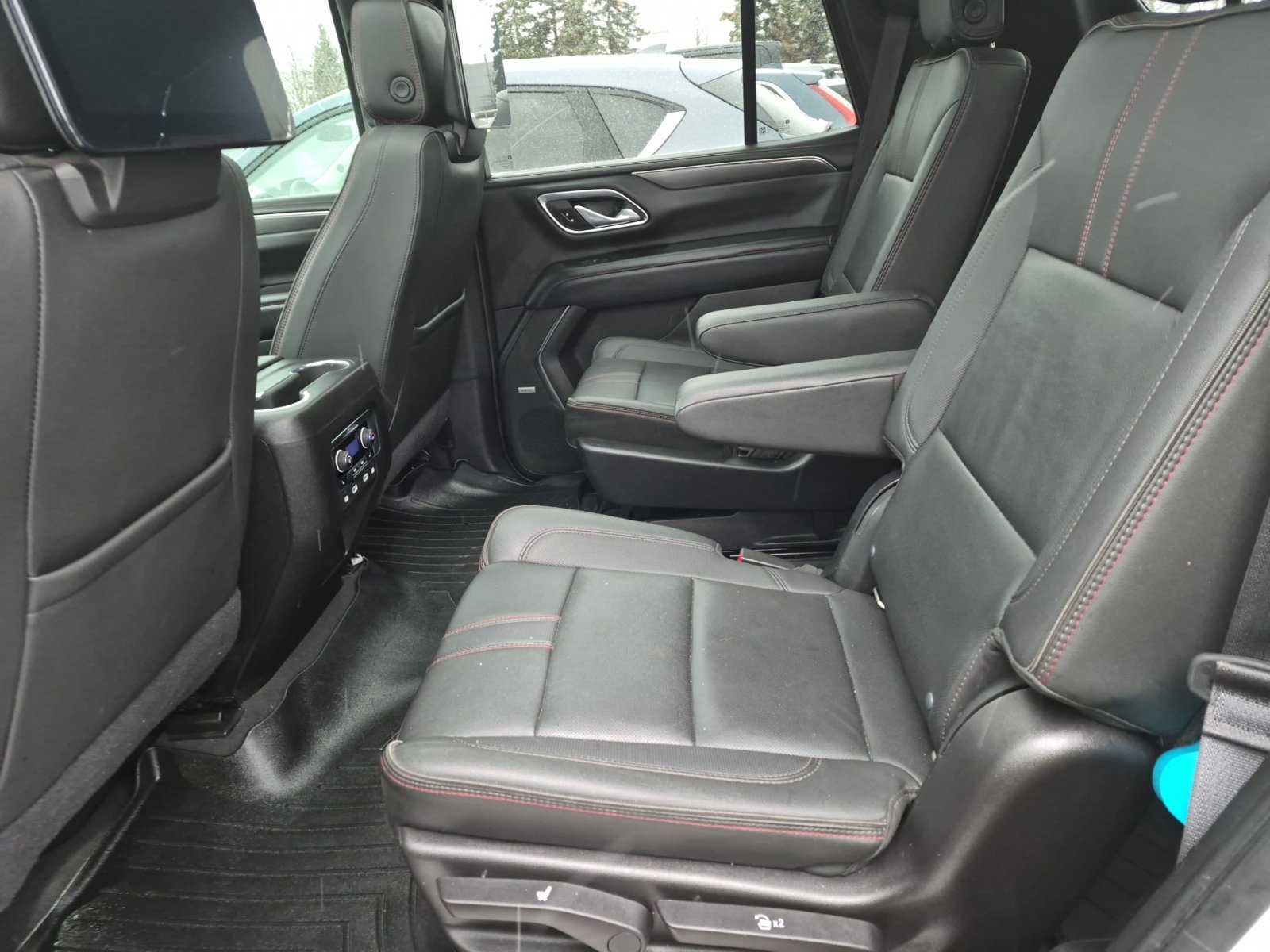 Used 2021 Chevrolet Tahoe RST w/ Luxury Package image 10