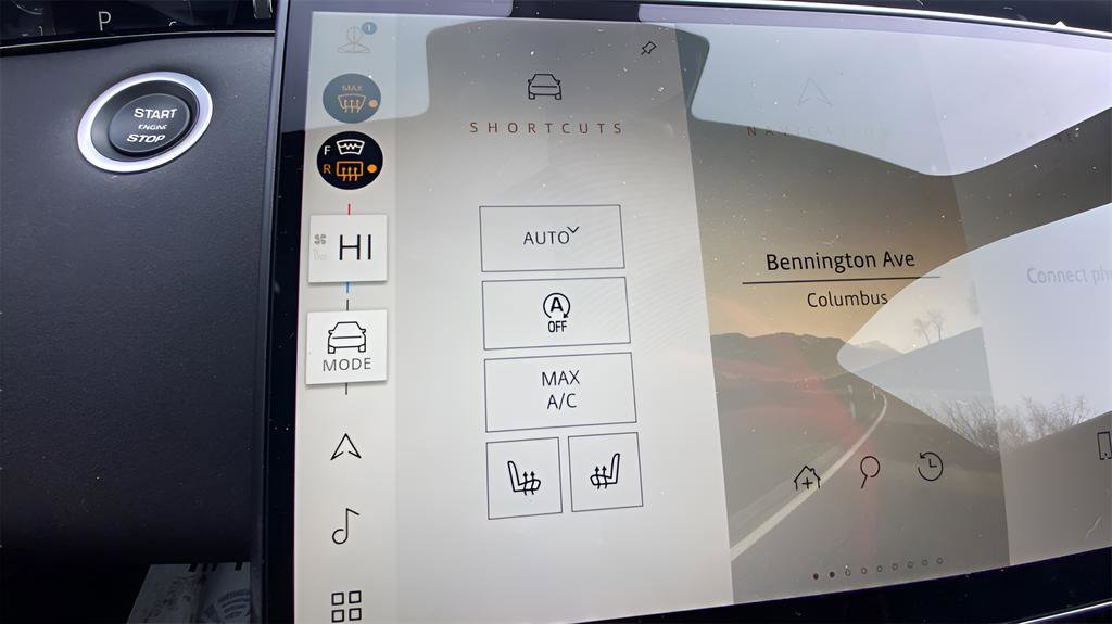 Used 2024 Land Rover Range Rover Evoque Dynamic SE image 22