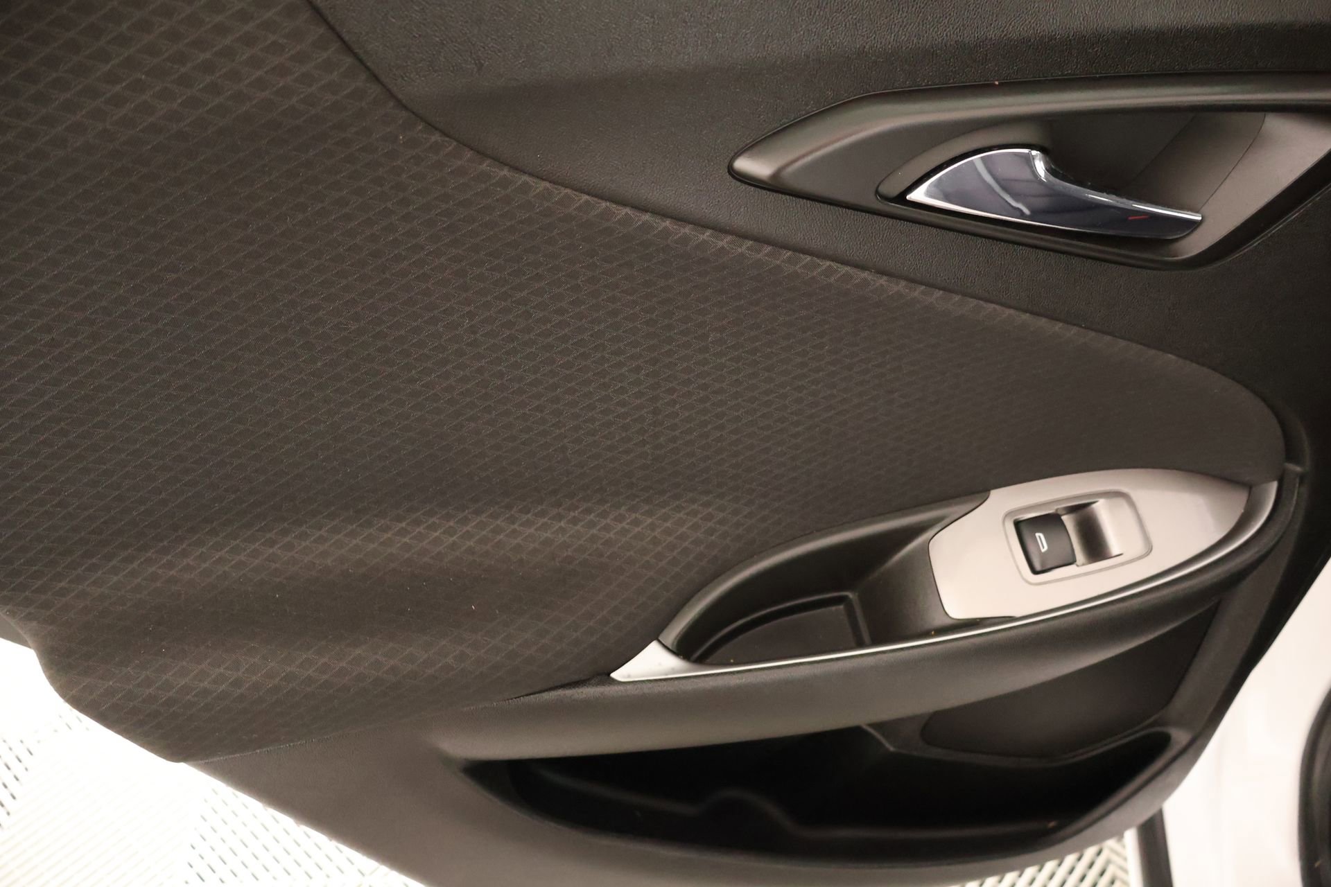 Used 2023 Chevrolet Malibu LS FWD image 15