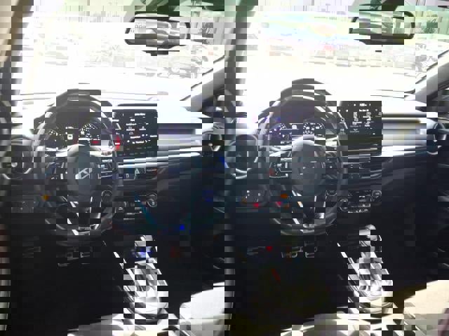 Used 2024 Kia Forte GT-Line image 19