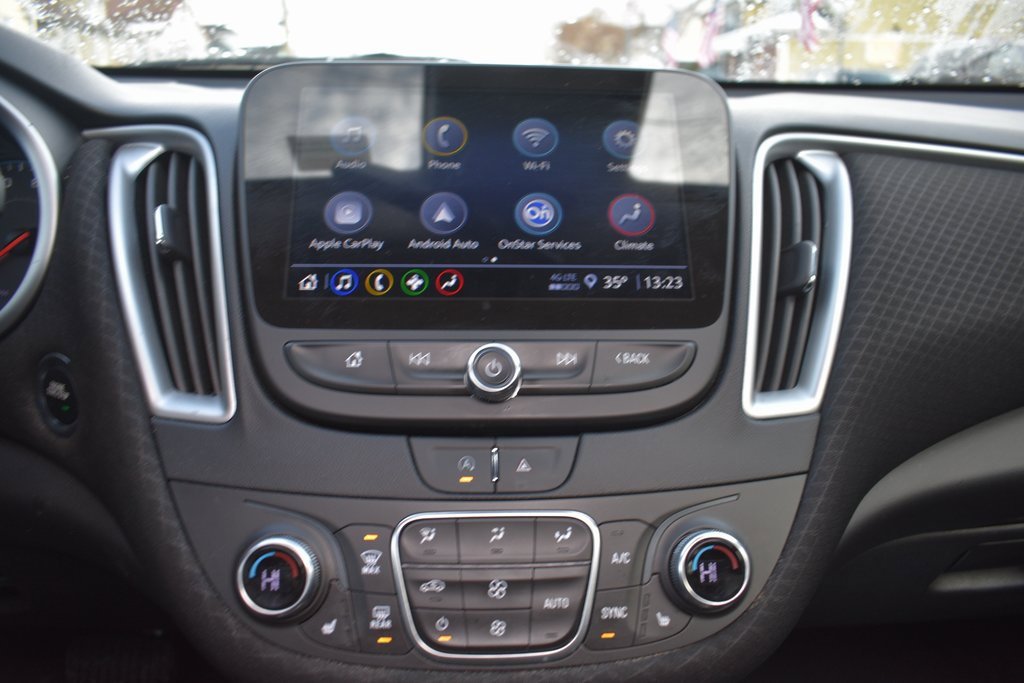 Used 2024 Chevrolet Malibu LT image 16